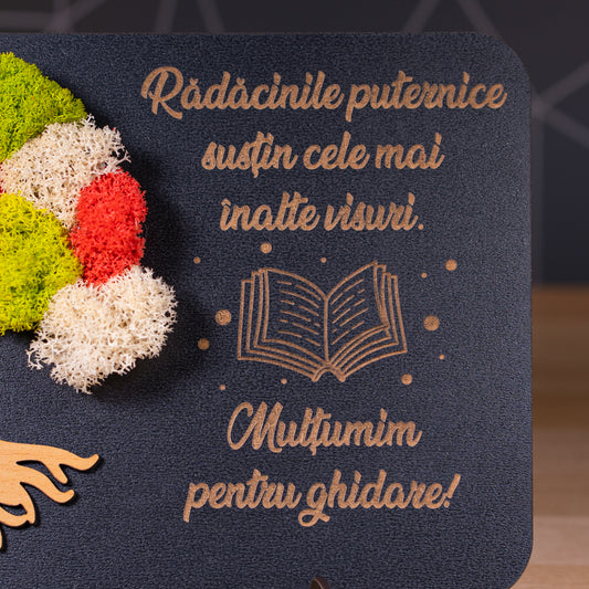 Cadou handmade pentru lider – lemn gravat și licheni stabilizați