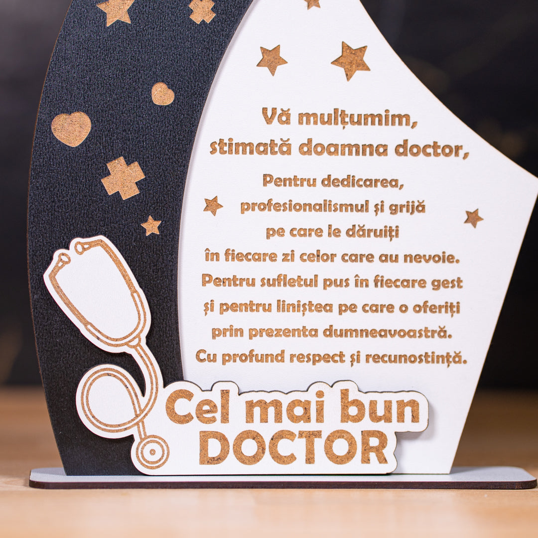 Trofeu pentru doctor – design modern cu simboluri medicale și text emoționant.