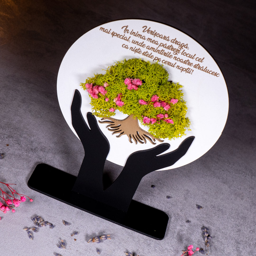 Cadou personalizat cu licheni pentru verisoara - Model copacul vietii in maini, 21x16cm