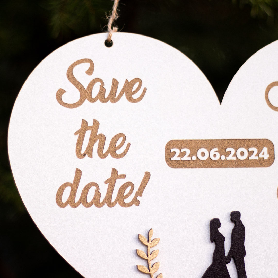 Placuta Save the date personalizata cu numele si data evenimetului, 25x20 cm, MDF alb, ES005