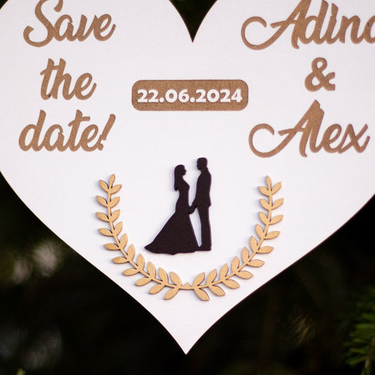 Placuta Save the date personalizata cu numele si data evenimetului, 25x20 cm, MDF alb, ES005