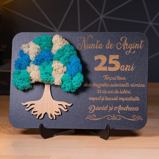 Cadou handmade pentru aniversare de nuntă – lemn gravat și licheni