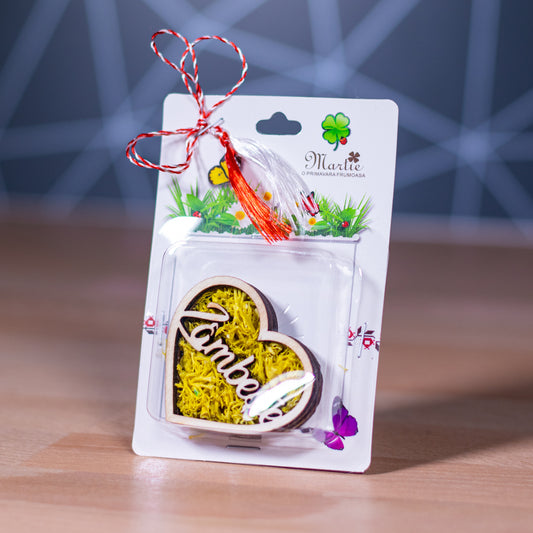 Martisor magnet cu licheni - Zambeste