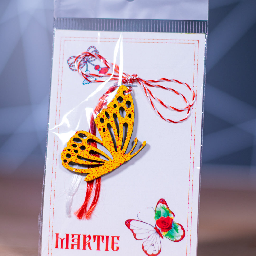 Martisor fluture galben- Hand made