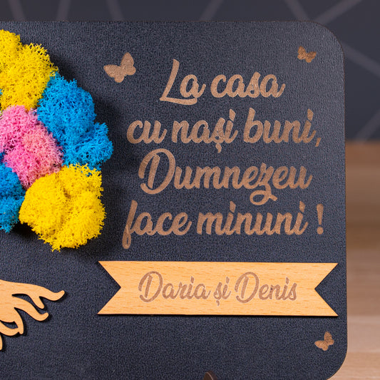 Cadou handmade pentru nași – lemn gravat și licheni stabilizați