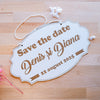 Plăcuță Save the Date vintage din lemn, personalizată