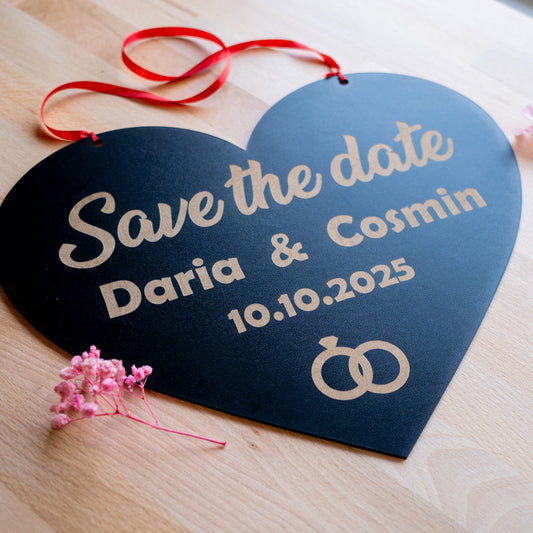 Inimă decorativă gravată cu nume și dată nuntă