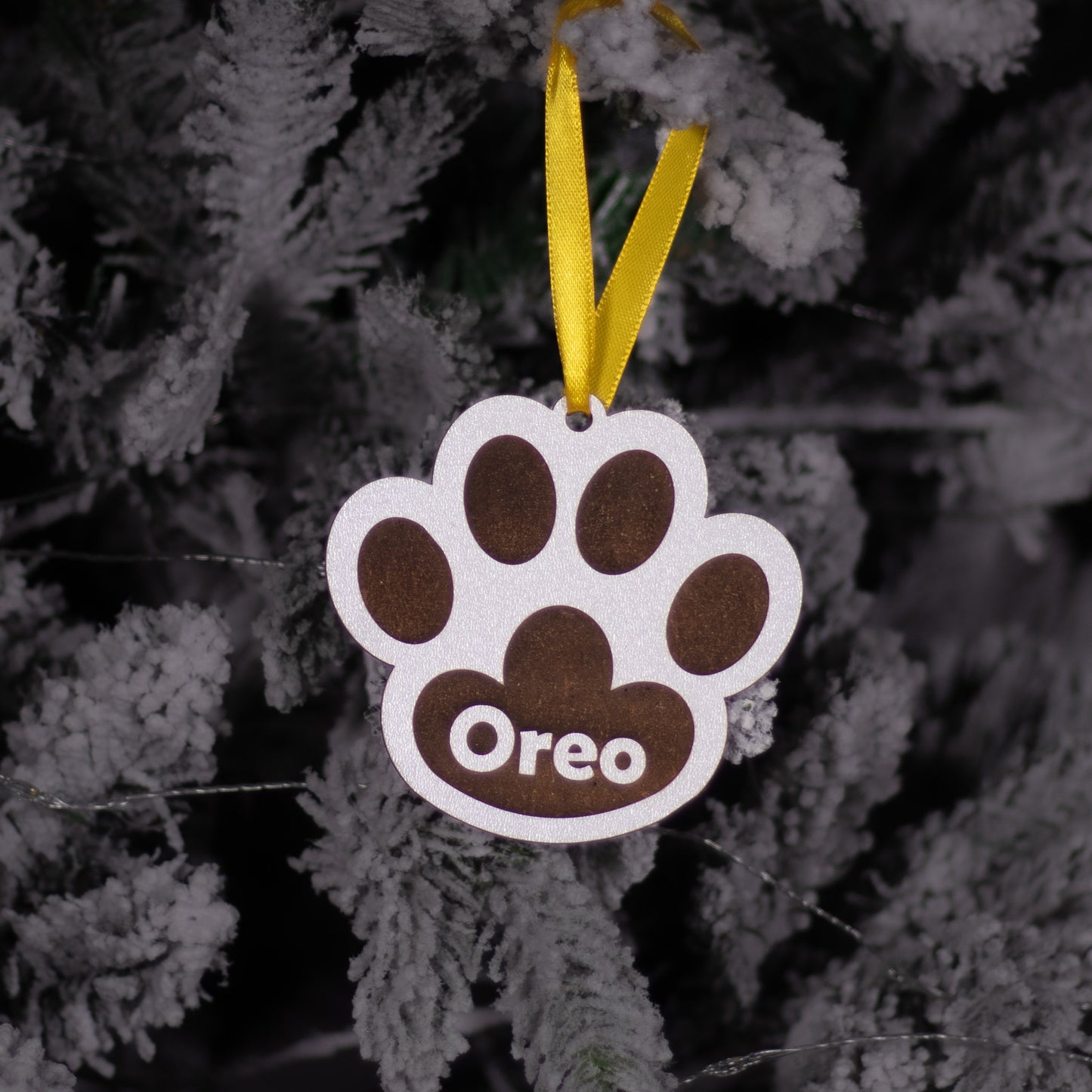 Globuleț din lemn „Lăbuța de cățel/pisică”