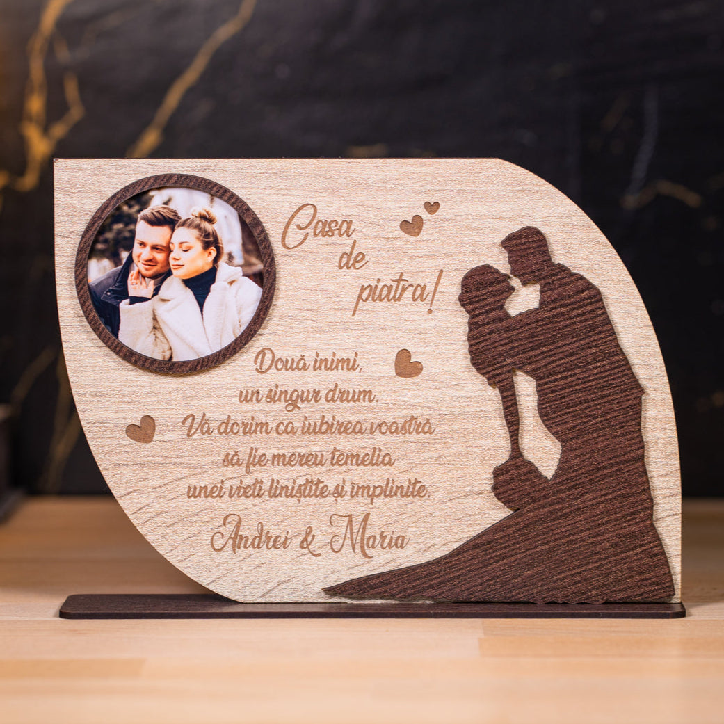 Cadou Casă de piatră – trofeu personalizat pentru miri cu mesaj de nuntă