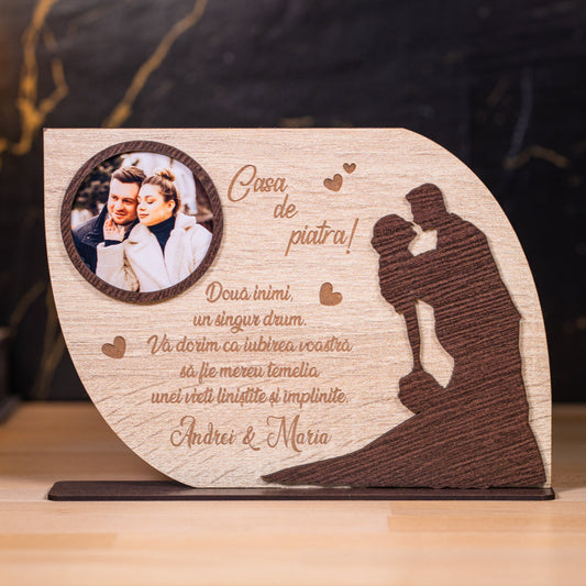 Cadou Casă de piatră – trofeu personalizat pentru miri cu mesaj de nuntă
