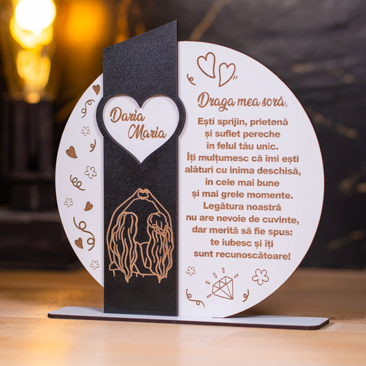 Cadou personalizat pentru soră – trofeu cu mesaj emoționant și design elegant.