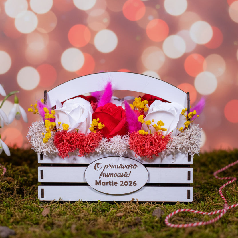 Martisor Cu Trandafir Si Licheni - Model Ladita